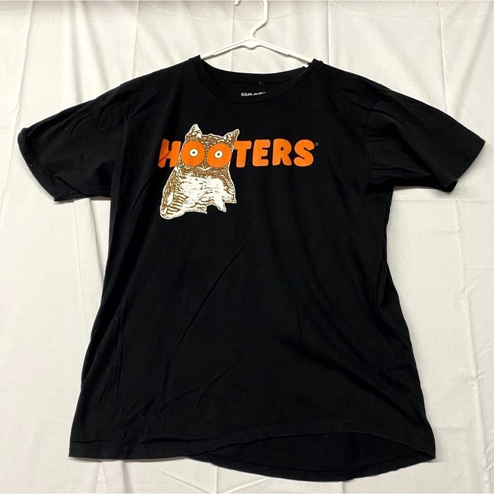 Hooters Ripple Junction T Shirt Mens Large Black Cotton Crew Neck Short Sleeve